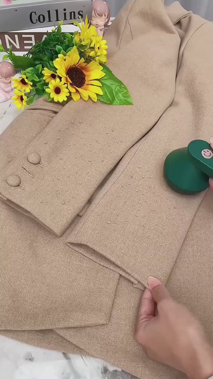 Rechargeable Lint Remover – Make Your Clothes & Furniture Look Brand New!